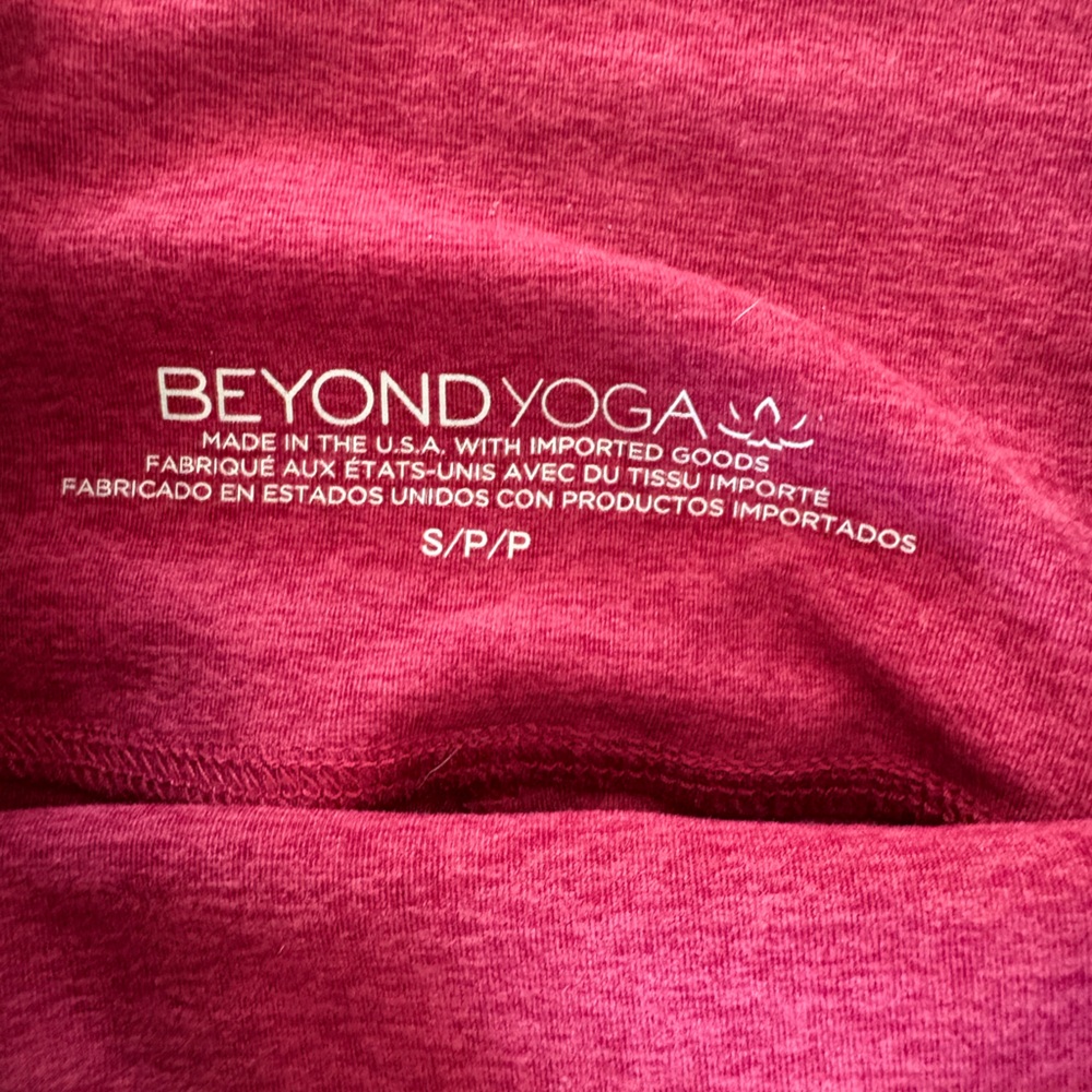 Beyond Yoga Spacedye High Waisted Midi Leggings in cranberry heather - Picture 7 of 9